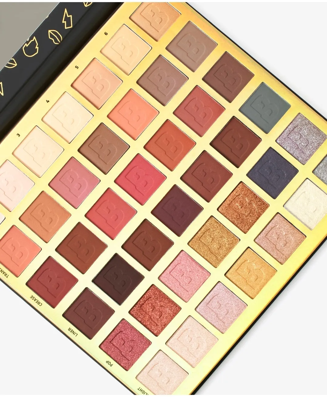 BY BEAUTY BAY

EVOLVE 42 COLOUR EYESHADOW PALETTE