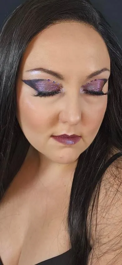 Galactic Aura Duo Chrome Eyeshadows Palette