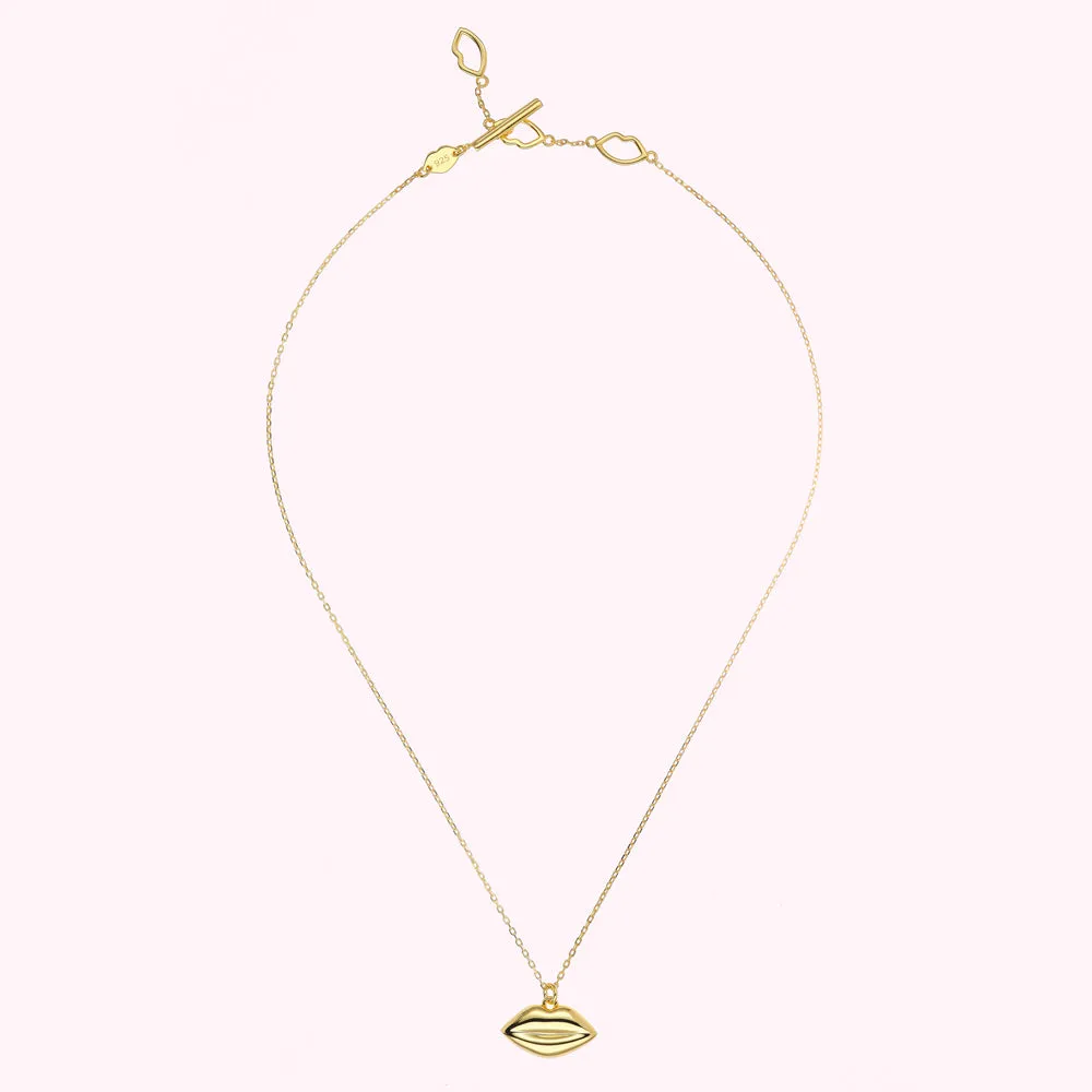 GOLD LUNA LIP PENDANT NECKLACE